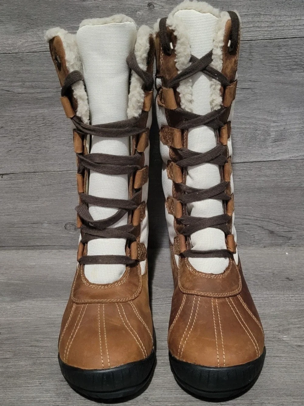 Timberland Mt. Hayes Tall Womens Size 6 Brown Waterproof Boots